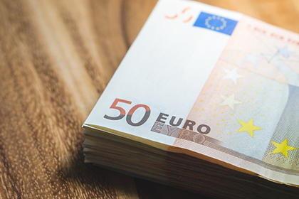 家门口喇叭催债是否构成违法行为？